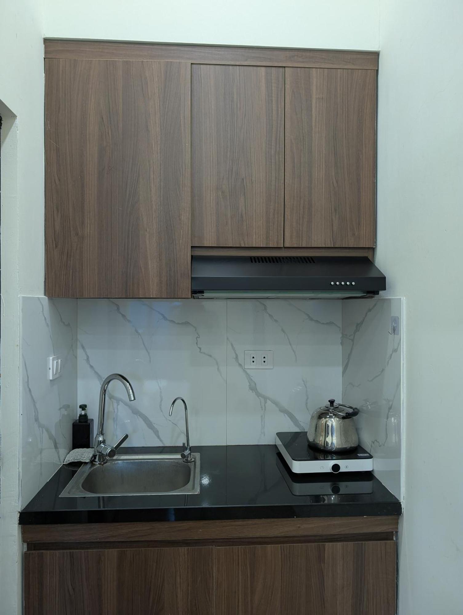 Era Apartment 158 Nguyen Khanh Toan Hanoi Eksteriør billede